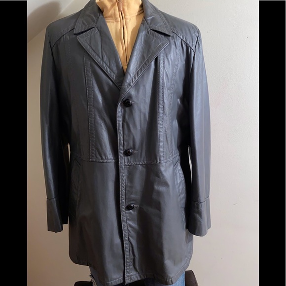 Classy stylish SHARP whatever you consider SHARP - Picture 13 of 16